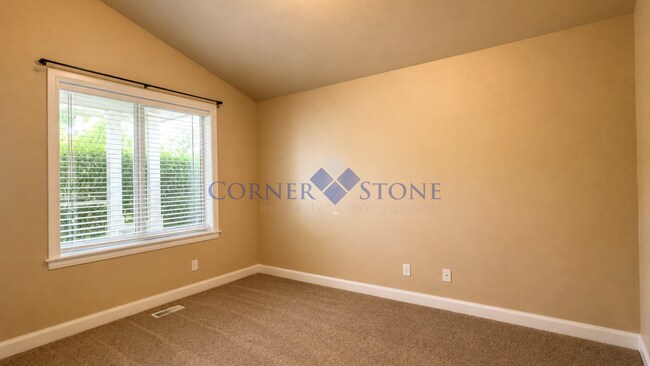 Building Photo - 1764 Ridge Way