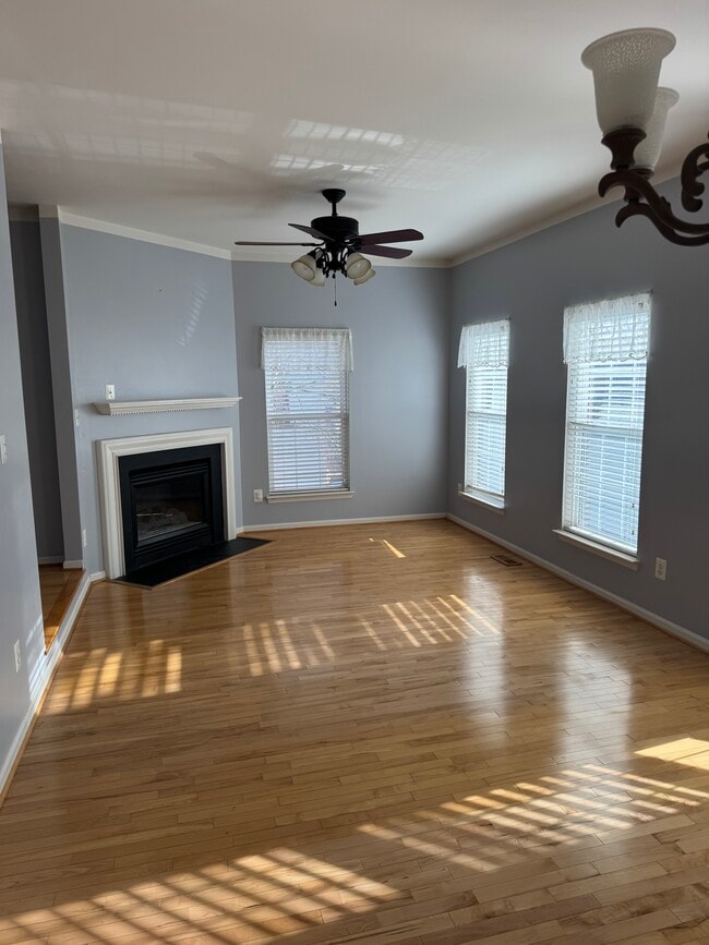 Building Photo - 45812 Matador Terrace