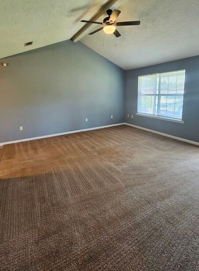 Building Photo - 1302 Loblolly Dr