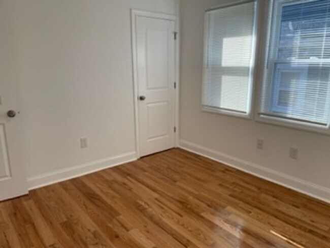 Building Photo - Beautiful 3 Bedroom House for Rent in Neptune!