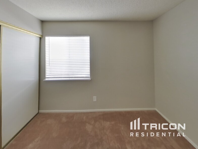 Building Photo - 1731 Carita Ave