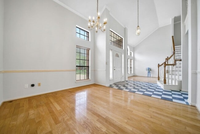 Building Photo - 6414 Oakburl Ct