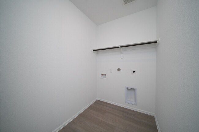 Building Photo - 18422 Running Shadow Ct