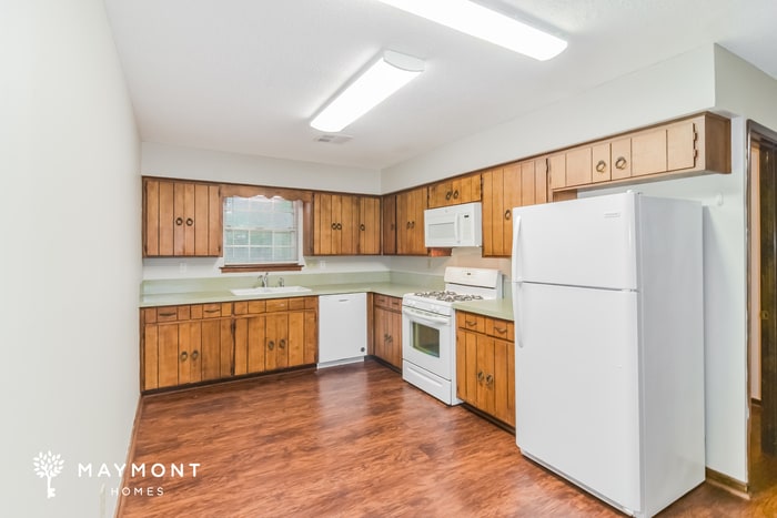 Building Photo - 721 Ledyard Pl