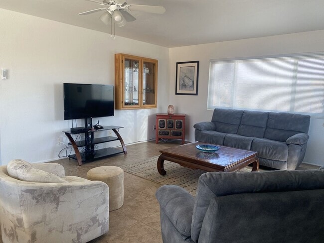 Building Photo - Furnished 2BR Joshua Tree Retreat | Ideal for 3–6 Month Stay |
