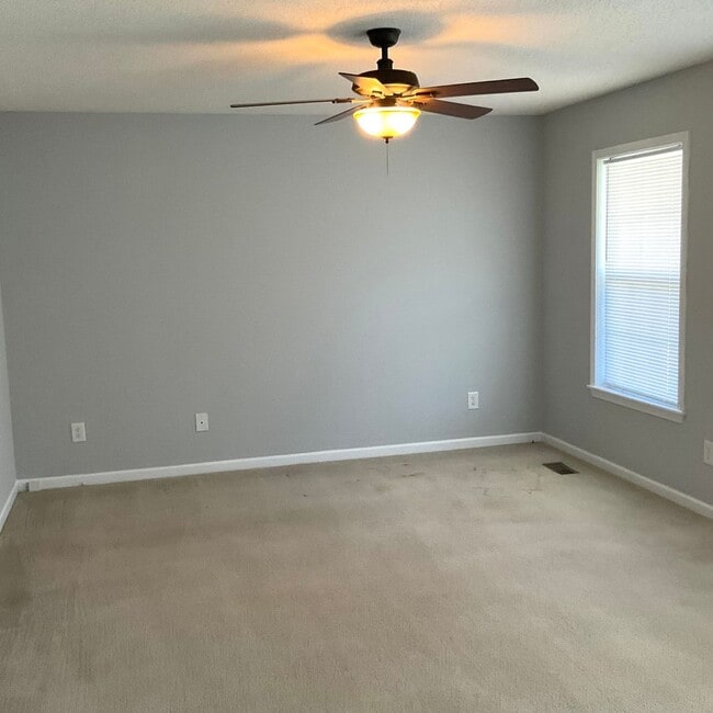 Building Photo - Home with 3 Bedrooms, 2 Baths with 2 Car G...