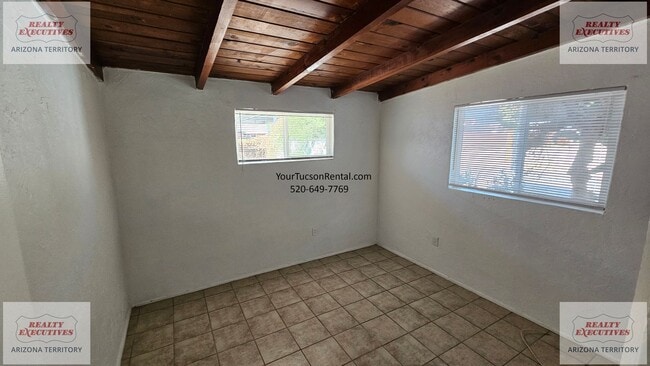 Building Photo - Greenlee