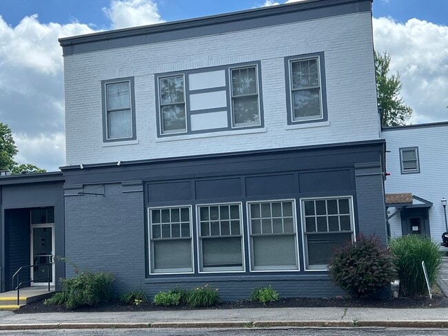 Building Photo - 1269 Main St