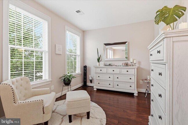 Building Photo - 42616 Hardage Terrace