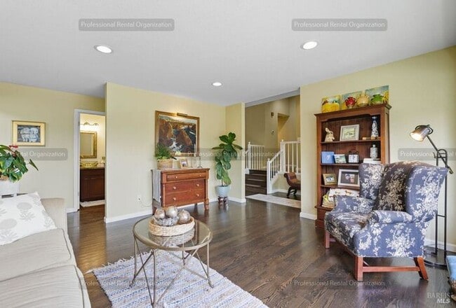 Building Photo - One of a kind home just steps away from Annadel State park