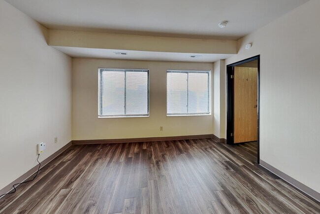 Building Photo - 200 Stanton Ave