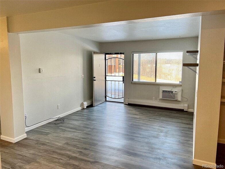 Living Room - 5995 W Hampden Ave