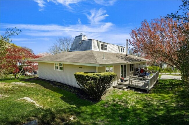Building Photo - 7 Cowsill Ln