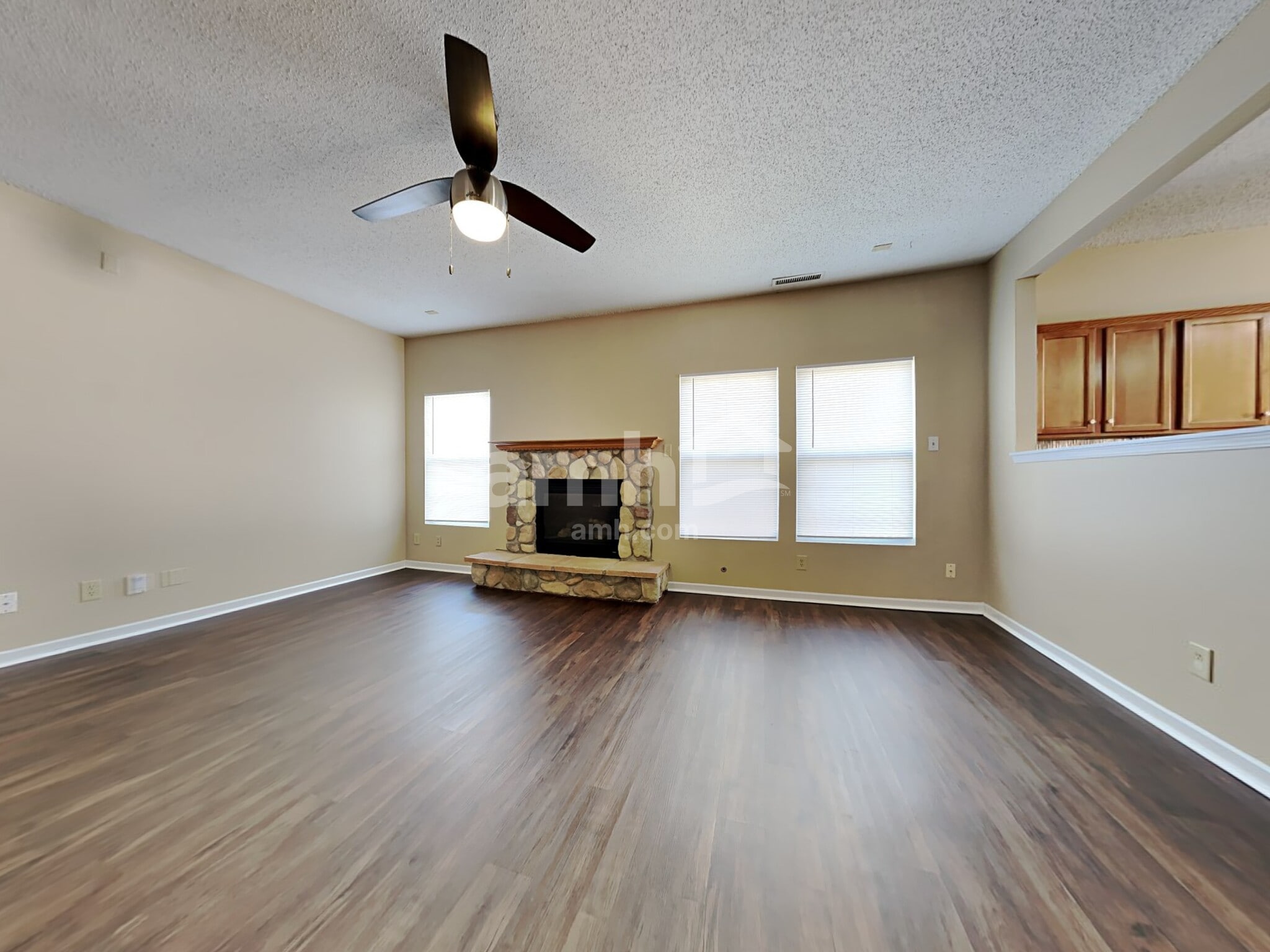 Building Photo - 936 Shenandoah Way