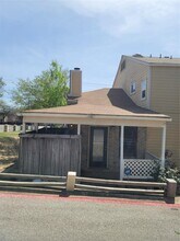 Building Photo - 7825 Beauregard Cir