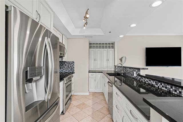 Building Photo - 3030 McKinney Ave