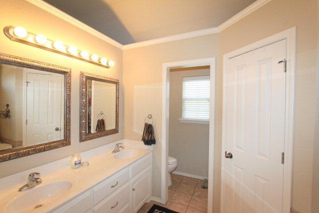 Building Photo - Beautiful, 3/3/2 in Cooper School District