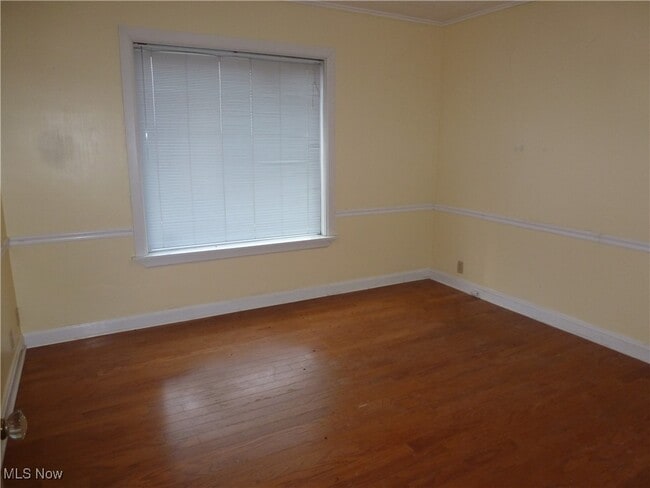 Building Photo - 48260 National Rd W