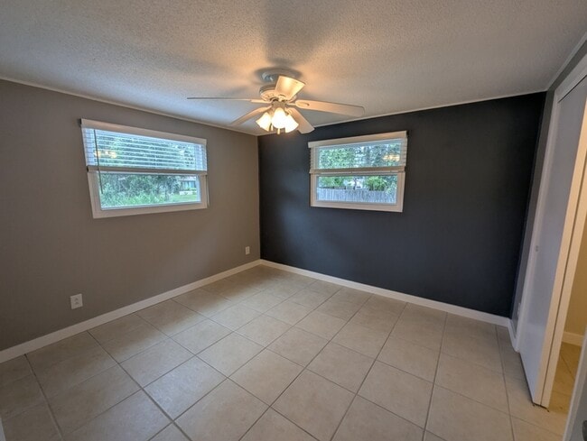 Building Photo - 9705 W Pimpernel Ln