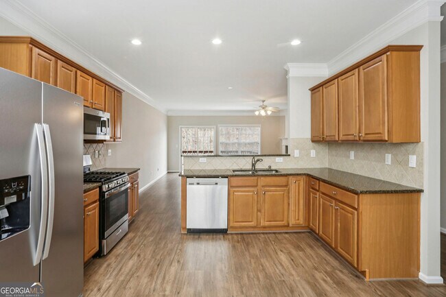 Building Photo - 642 Bernay Way