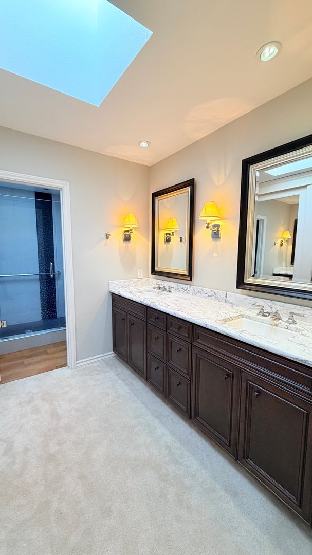 Building Photo - 31 Redondo Ct