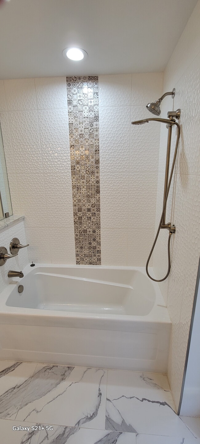 Building Photo - 5200 West Blvd