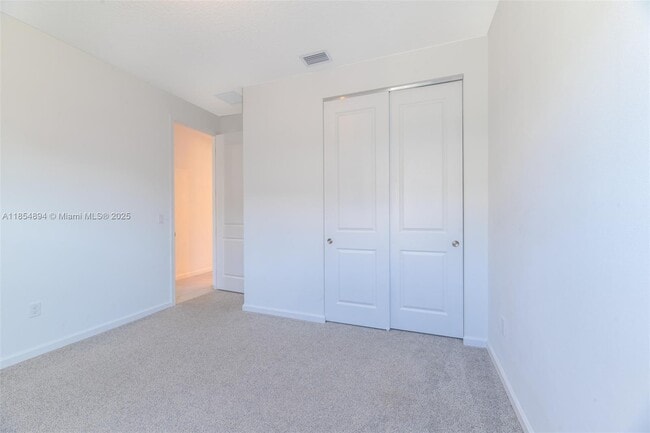 Building Photo - 10669 SW Gloriana St