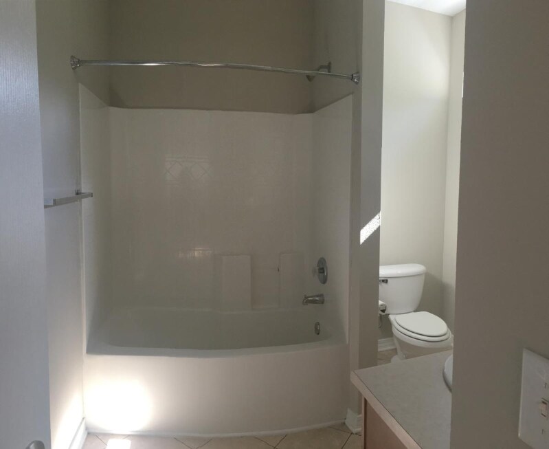 Building Photo - 4672 Crossing Ct