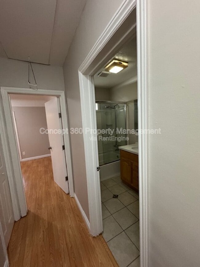 Building Photo - 17024 Crenshaw Blvd