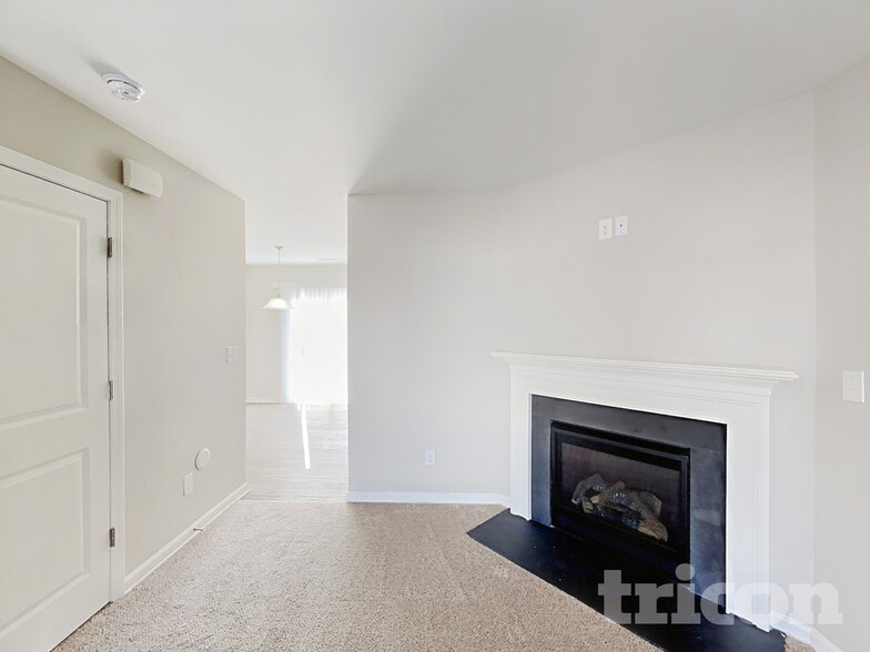 Building Photo - 2653 Mcintosh St