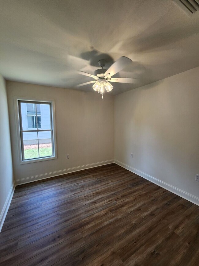 Building Photo - 4053 Colbie Way