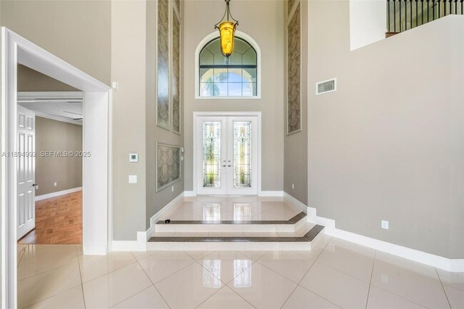 Building Photo - 16796 Strasbourg Ln