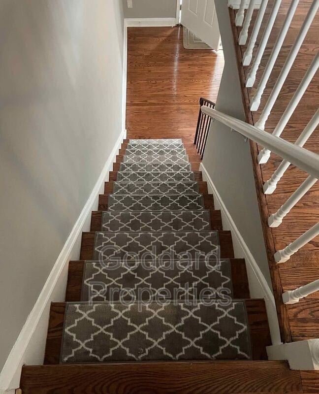 Building Photo - 5916 Northwood Dr