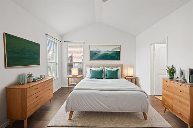 Building Photo - 10906 Bruneau Trail