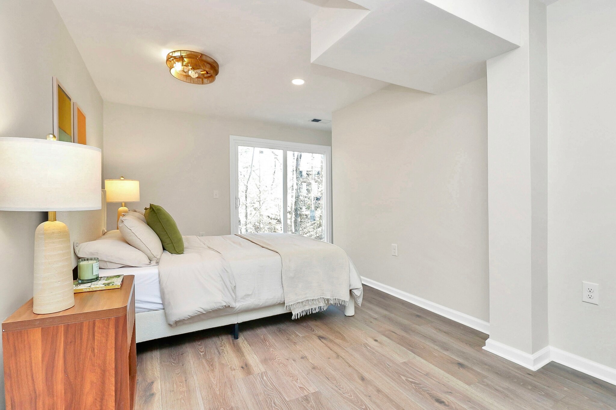 Building Photo - 7737 Batavia Ln