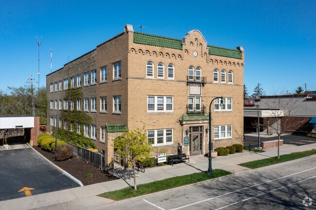 Building Photo - Stratford Apartments