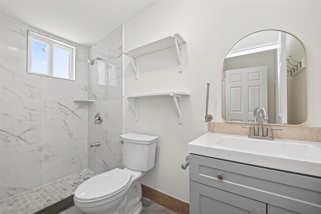 Building Photo - 7950 Longridge Dr