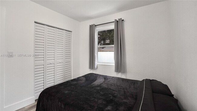 Building Photo - 1441 NE 154th Terrace