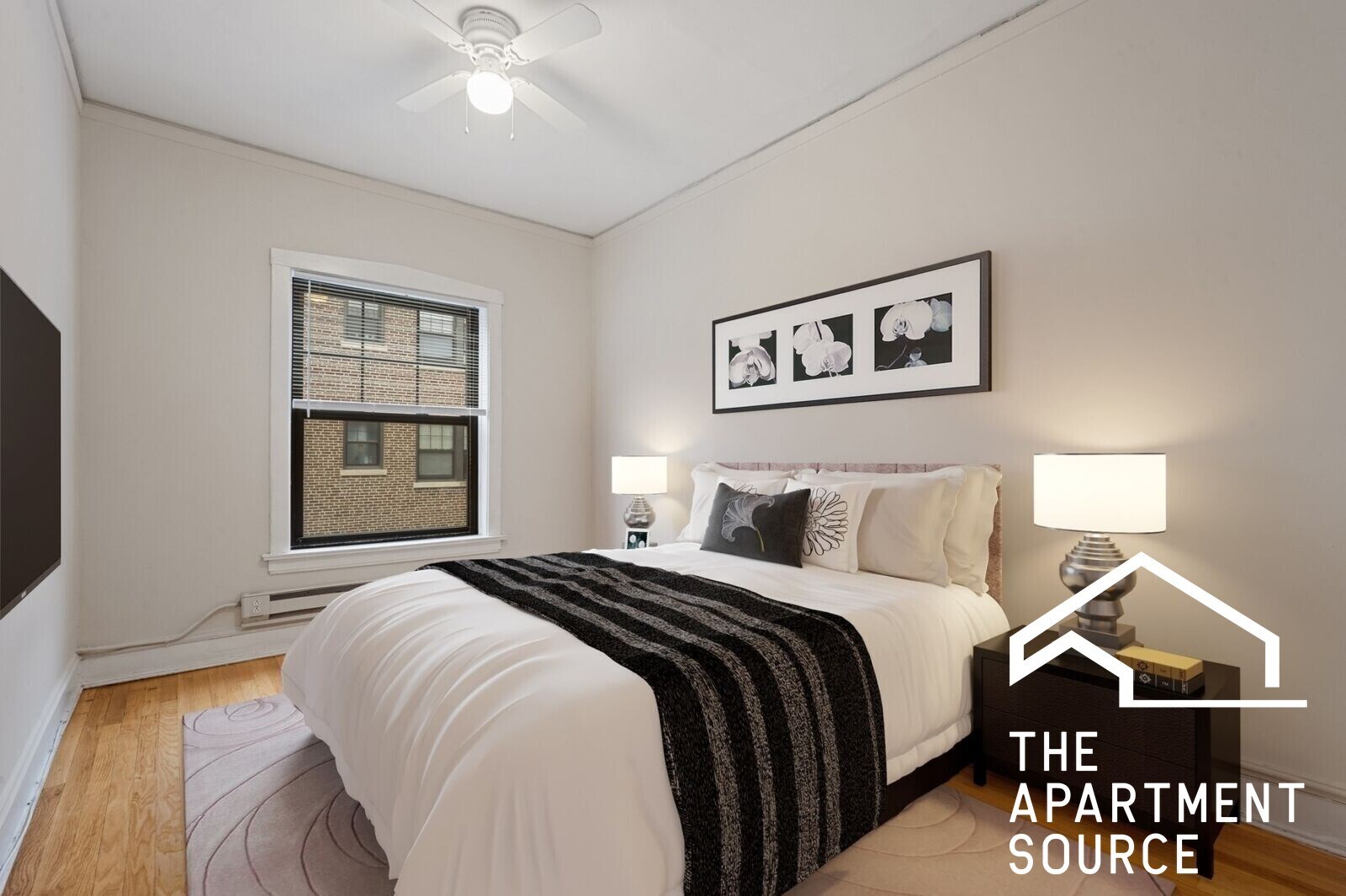 Building Photo - 1305 Oak Ave