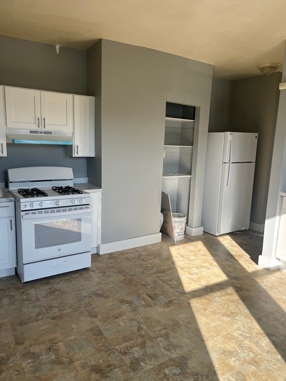 Building Photo - 52 Mascot St