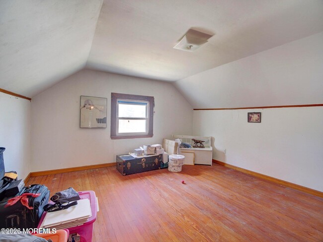 Building Photo - 224 Chatham Ave