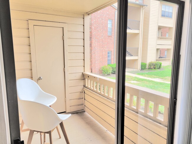 Interior Photo - Villa Del Mar Apartments