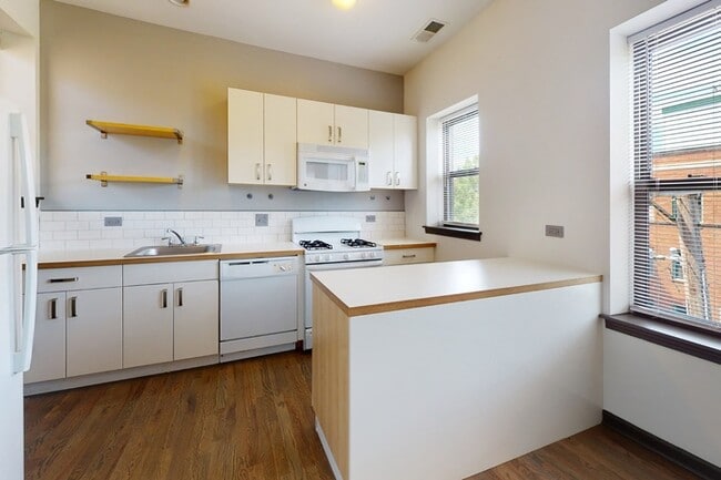 Floorplan - 5300 S. Drexel Avenue
