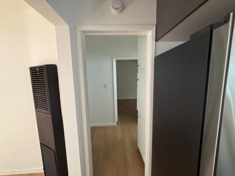 Hallway Facing Rooms - 612 El Redondo Ave