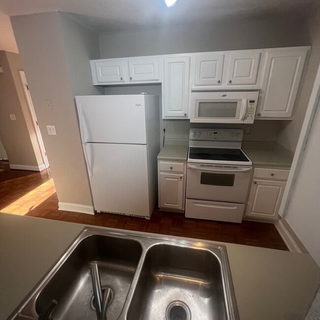 Building Photo - 310 Jeremy Ln