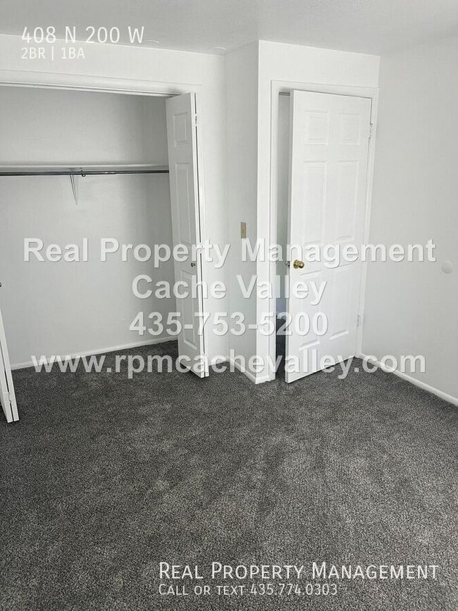 Building Photo - 408 N 200 W