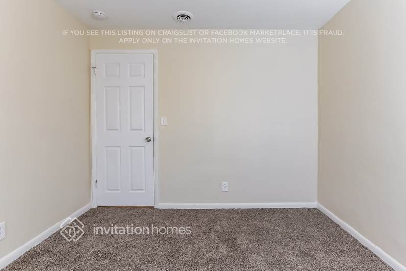 Building Photo - 1302 W Broward St