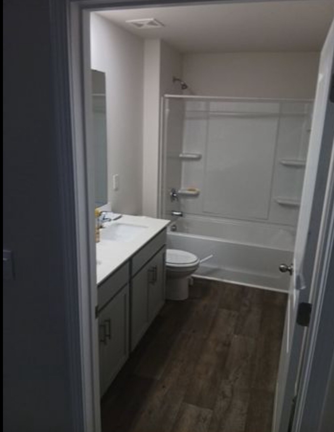 Building Photo - 271 Lilys Pl