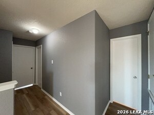 Building Photo - 9011 Laguna Falls