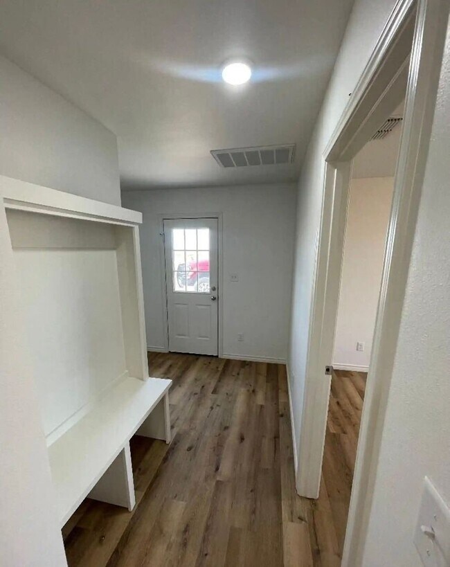 Building Photo - Brand NEW 3 Bedroom on 1 Acre in Idalou ISD!